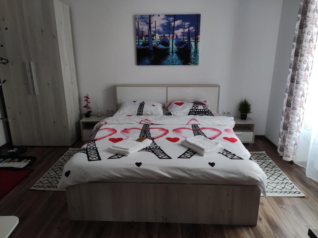 Apartament Fanea *